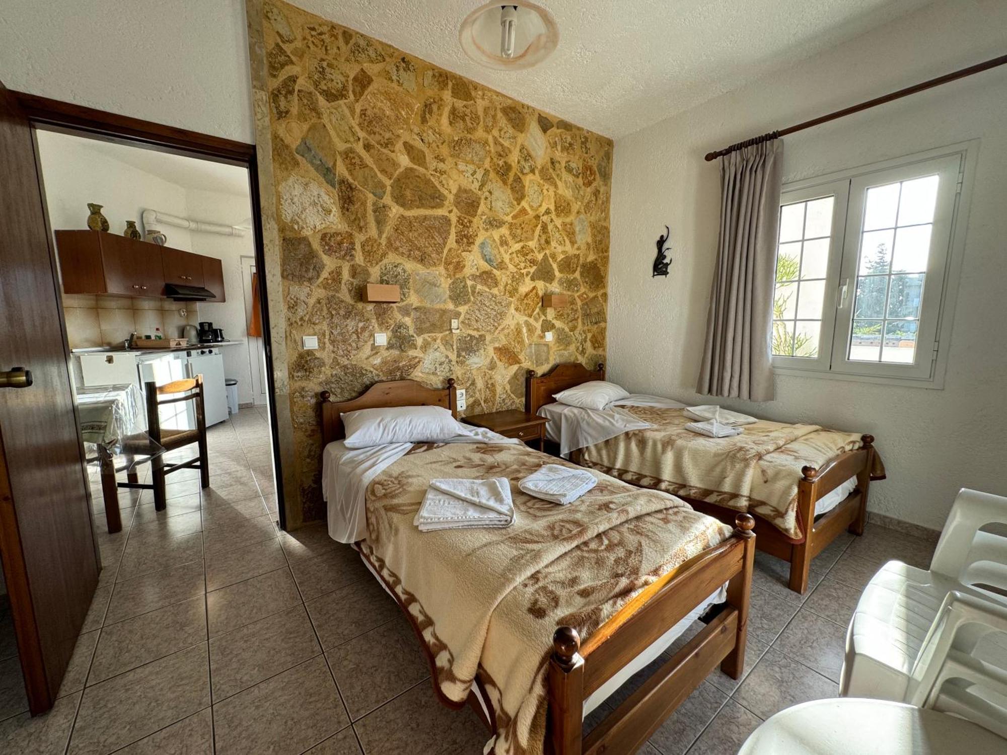 Konaki Apartments Maleme Extérieur photo